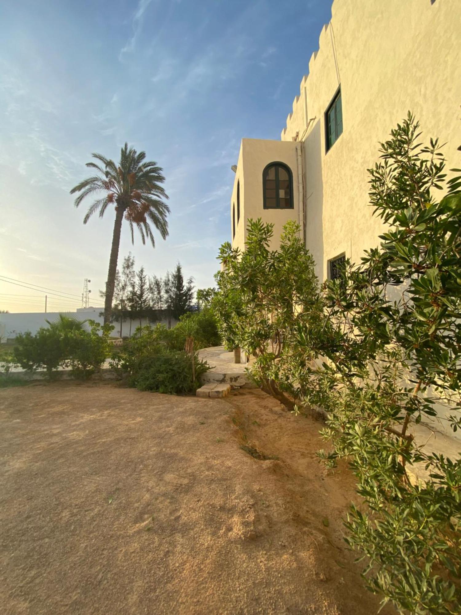 Dar Oueghlani - Maison D'Hotes El May Екстер'єр фото