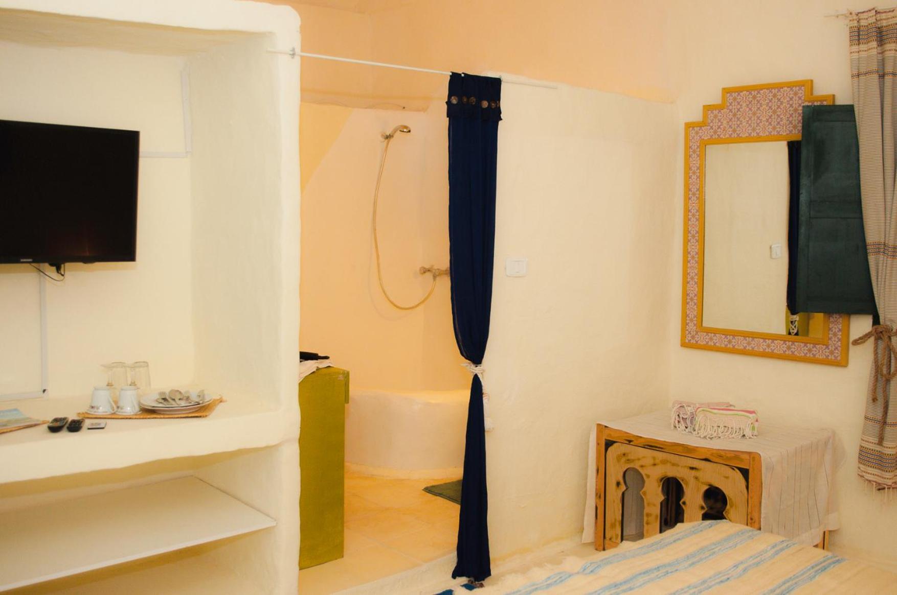 Dar Oueghlani - Maison D'Hotes El May Екстер'єр фото