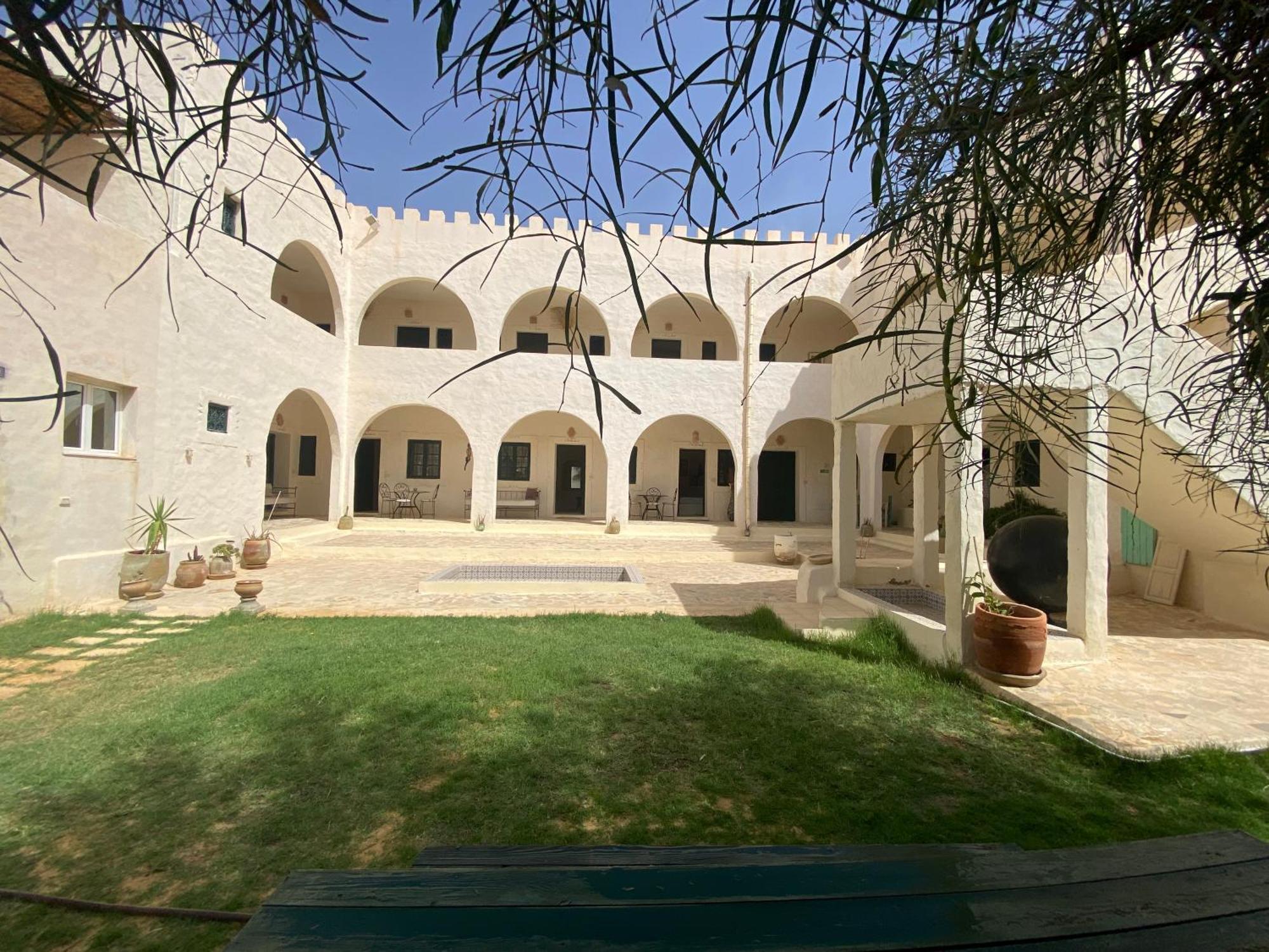 Dar Oueghlani - Maison D'Hotes El May Екстер'єр фото