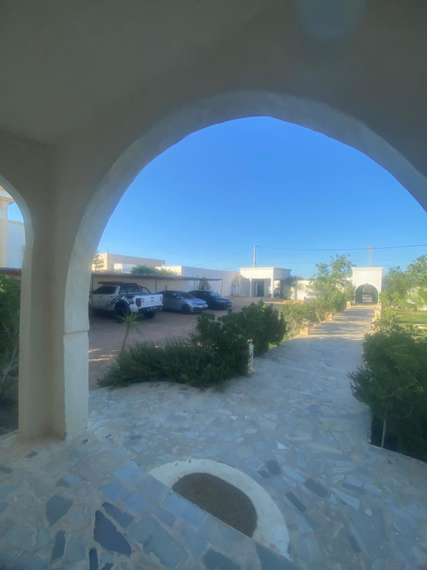 Dar Oueghlani - Maison D'Hotes El May Екстер'єр фото
