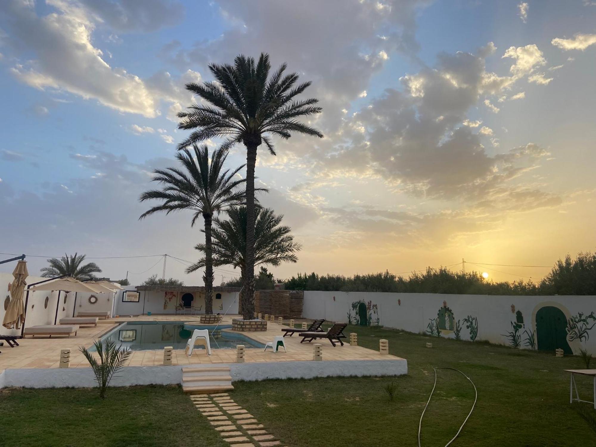 Dar Oueghlani - Maison D'Hotes El May Екстер'єр фото