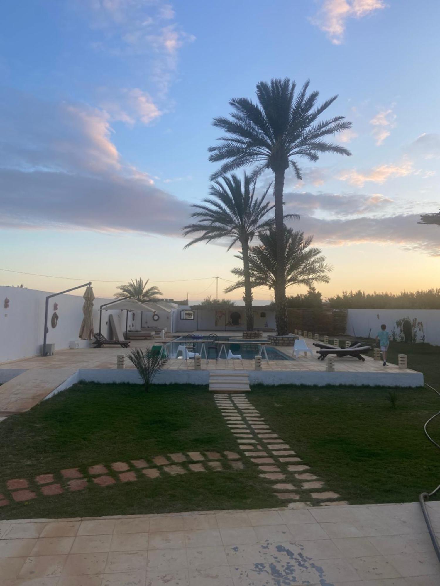 Dar Oueghlani - Maison D'Hotes El May Екстер'єр фото