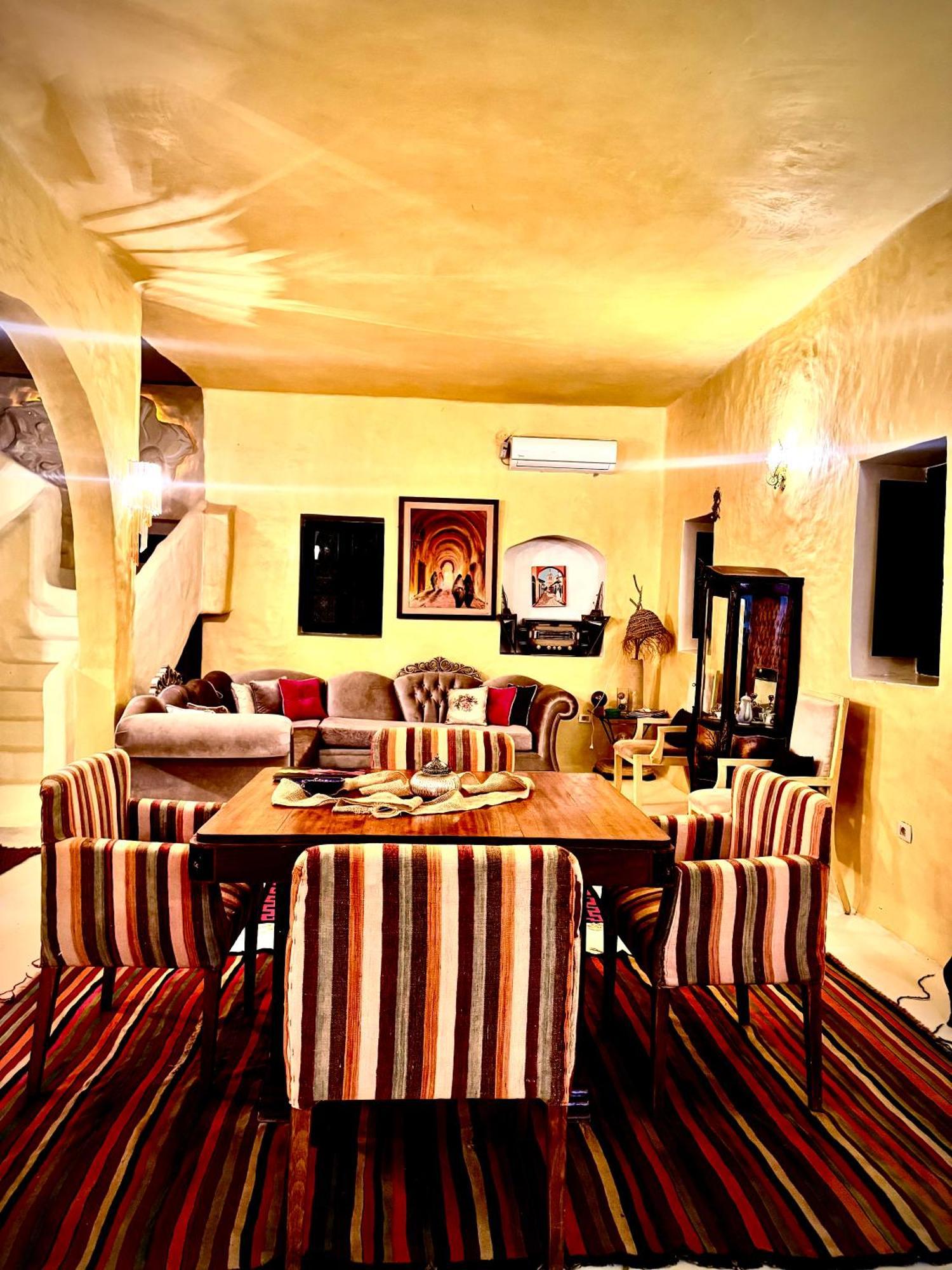 Dar Oueghlani - Maison D'Hotes El May Екстер'єр фото