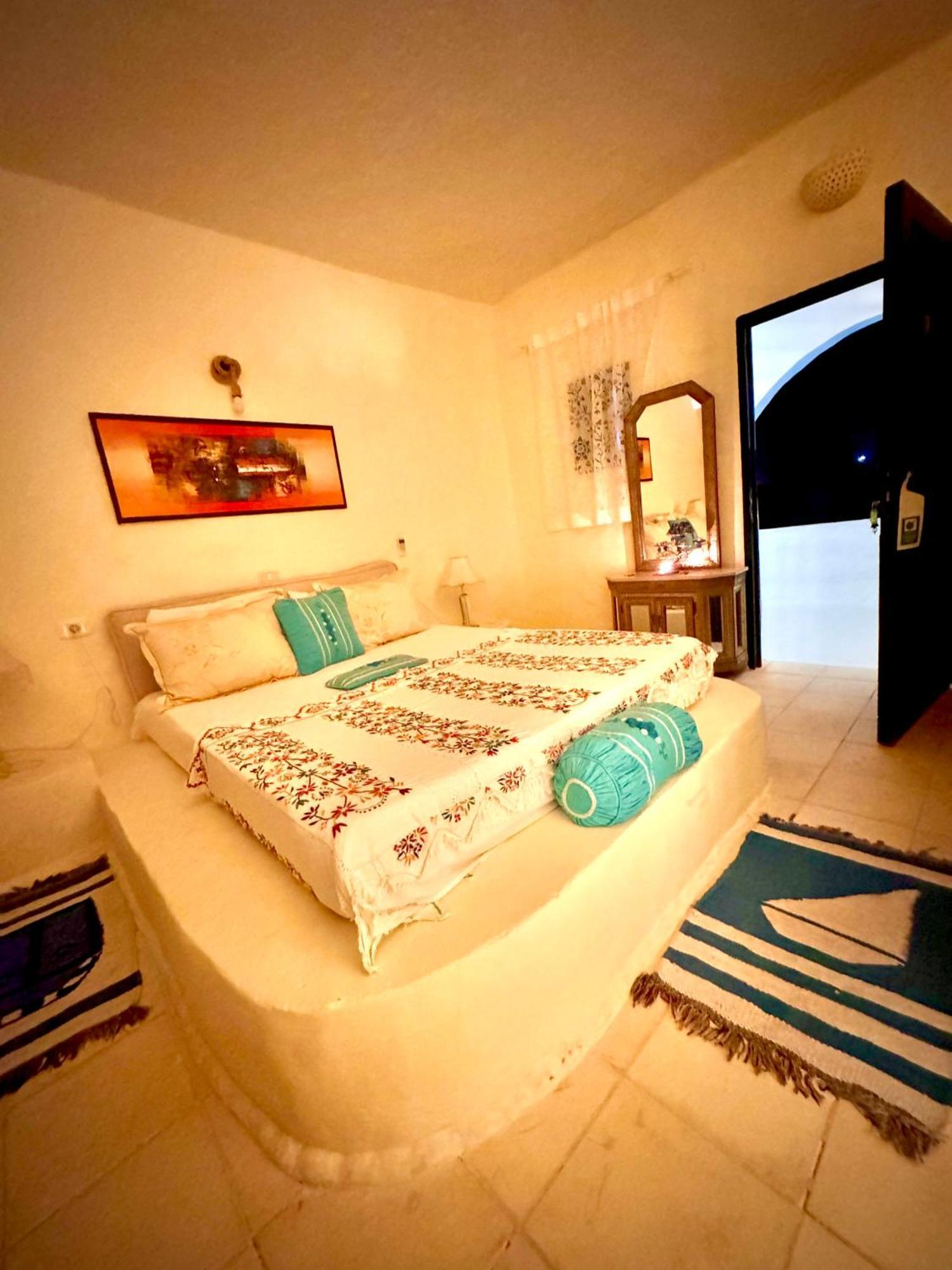 Dar Oueghlani - Maison D'Hotes El May Екстер'єр фото